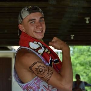 Meet your Posher, Arijus